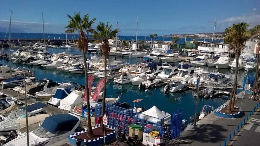 Duquesa Fairways, A Spacious Apartment With Fabulous Views And Facilities Manilva Esterno foto