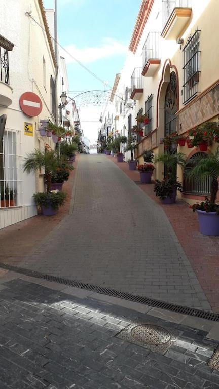 Duquesa Fairways, A Spacious Apartment With Fabulous Views And Facilities Manilva Esterno foto