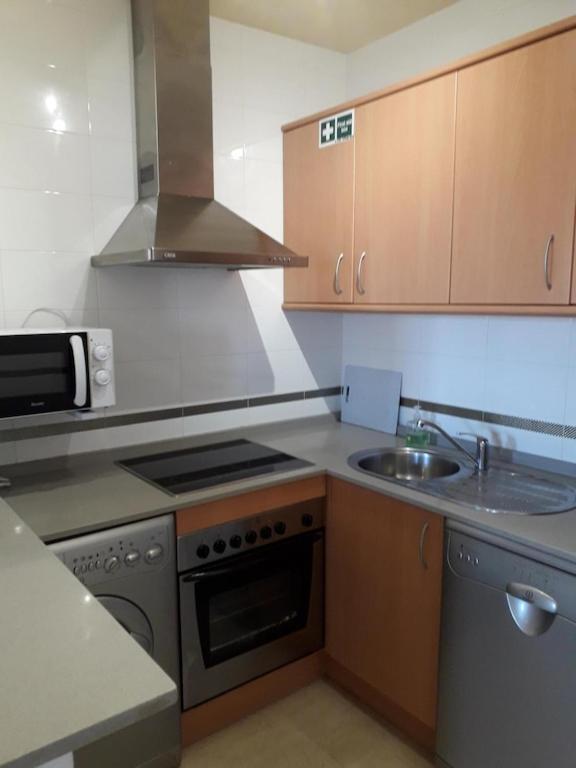 Duquesa Fairways, A Spacious Apartment With Fabulous Views And Facilities Manilva Esterno foto